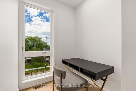 Photo 20 at 3 - 276 Lanor Avenue, Alderwood, Toronto