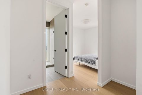 Photo 22 at 3 - 276 Lanor Avenue, Alderwood, Toronto