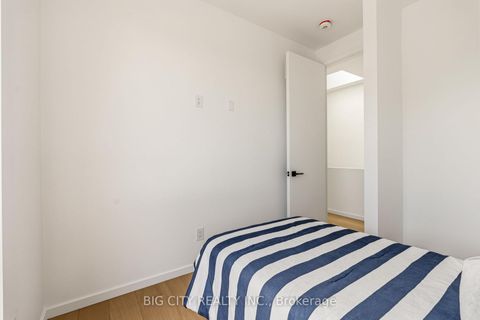 Photo 28 at 3 - 276 Lanor Avenue, Alderwood, Toronto