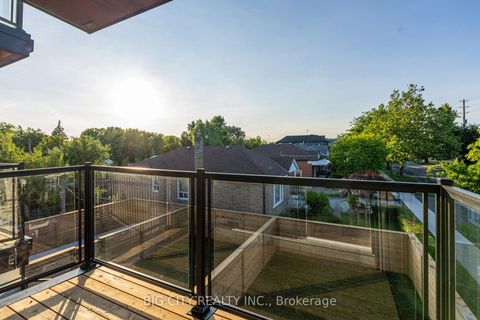 Photo 34 at 3 - 276 Lanor Avenue, Alderwood, Toronto