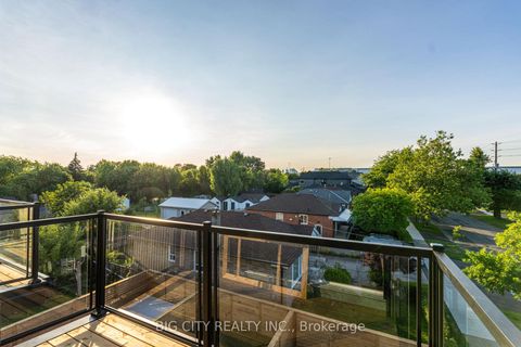 Photo 35 at 3 - 276 Lanor Avenue, Alderwood, Toronto