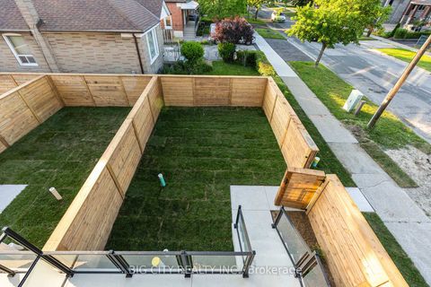 Photo 36 at 3 - 276 Lanor Avenue, Alderwood, Toronto