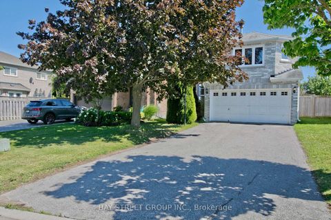 Photo 1 at 22 Taos Court, Westbrook, Richmond Hill