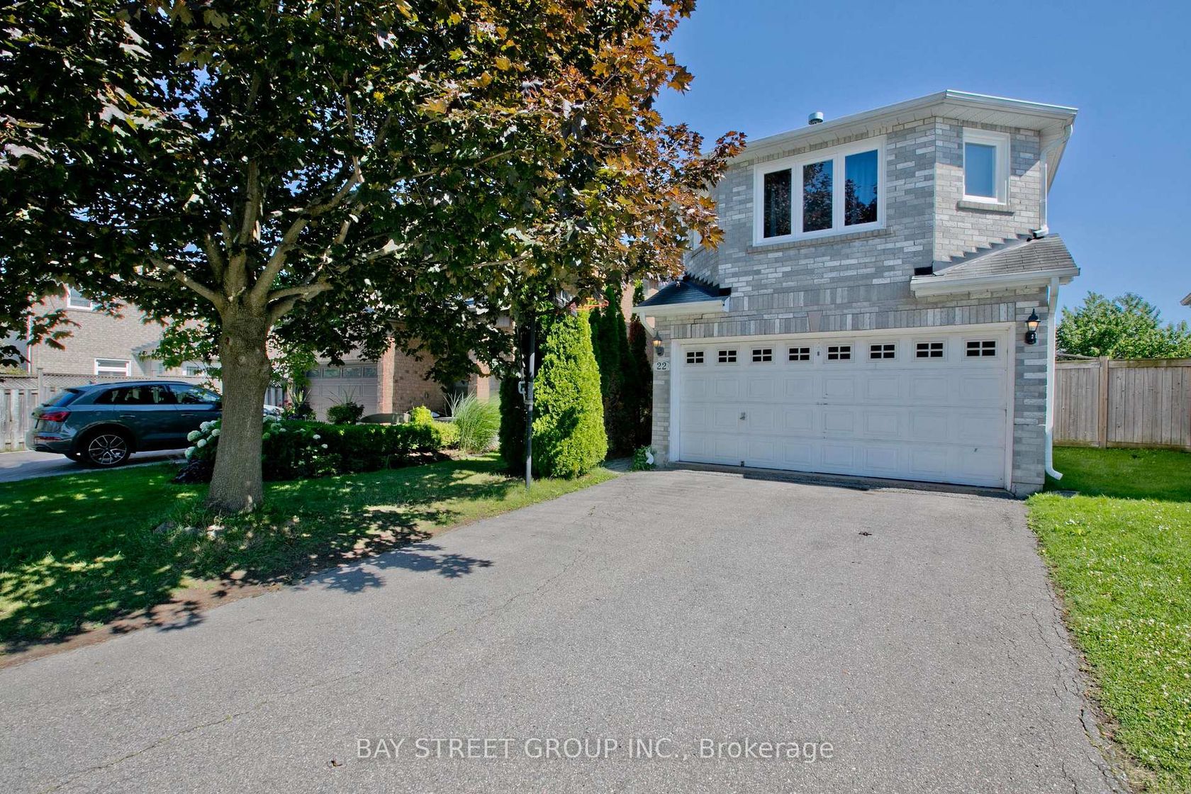 22 Taos Court, Westbrook, Richmond Hill photo number 2