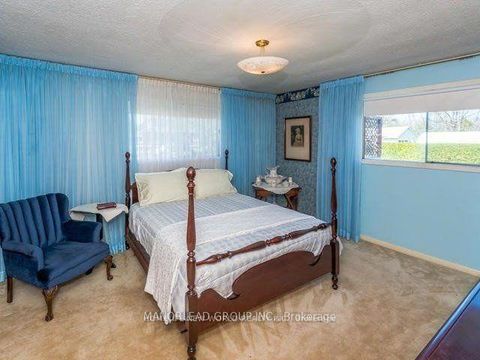 Photo 9 at 31 Villa Drive, Pefferlaw, Georgina