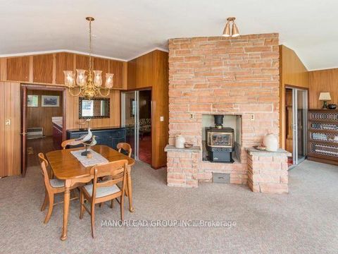 Photo 13 at 31 Villa Drive, Pefferlaw, Georgina