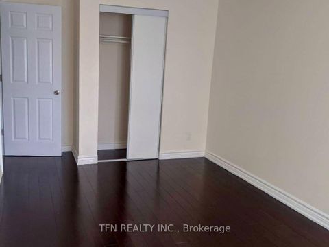 Photo 9 at 67 - 121 L'amoreaux Drive, L'Amoreaux, Toronto