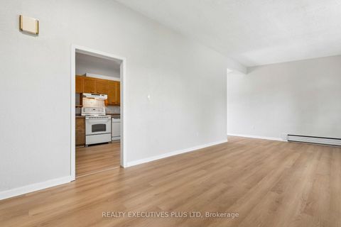 Photo 5 at 74 Calstock Drive, Beaumonde Heights, Toronto