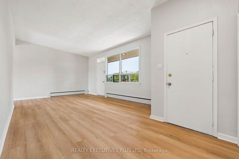 Photo 7 at 74 Calstock Drive, Beaumonde Heights, Toronto