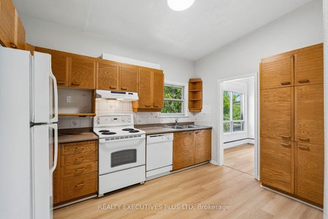 Photo 16 at 74 Calstock Drive, Beaumonde Heights, Toronto
