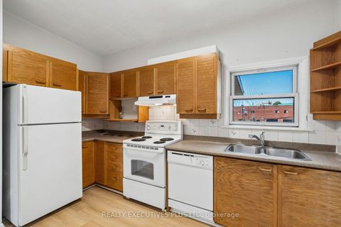 Photo 17 at 74 Calstock Drive, Beaumonde Heights, Toronto