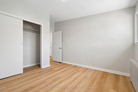 Photo 24 at 74 Calstock Drive, Beaumonde Heights, Toronto