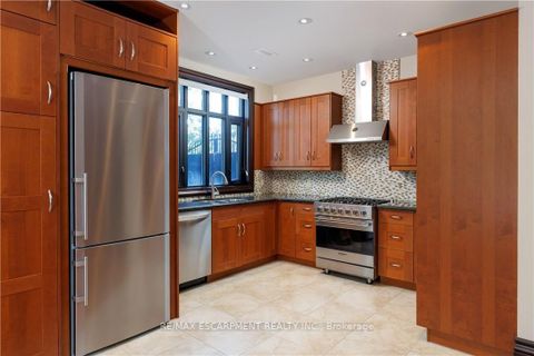 Photo 35 at 144 LAKE Drive E, Historic Lakeshore Communities, Georgina