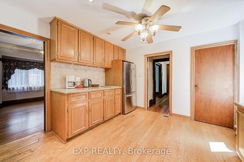 Photo 17 at 10 King Street Crescent, Weston, Toronto