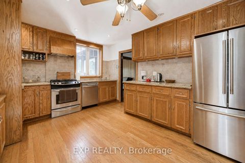 Photo 19 at 10 King Street Crescent, Weston, Toronto