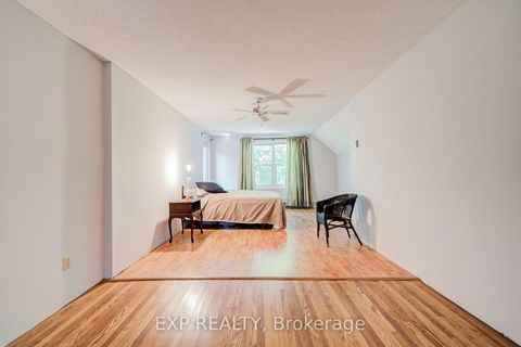 Photo 21 at 10 King Street Crescent, Weston, Toronto