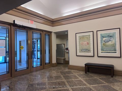 Photo 2 at 1406 - 5 Kenneth Avenue, Willowdale East, Toronto