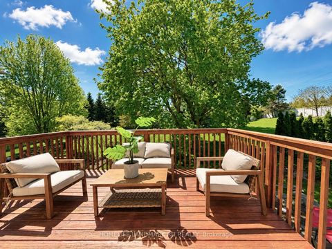 Photo 8 at 385 Kennedy Street W, Aurora Highlands, Aurora