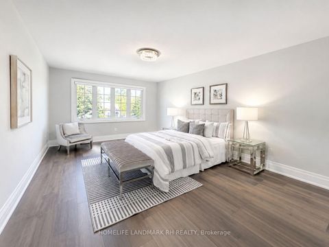 Photo 27 at 385 Kennedy Street W, Aurora Highlands, Aurora