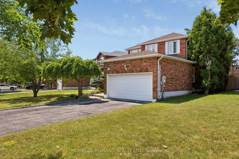 Photo 1 at 54 Links Road, Maple, Vaughan