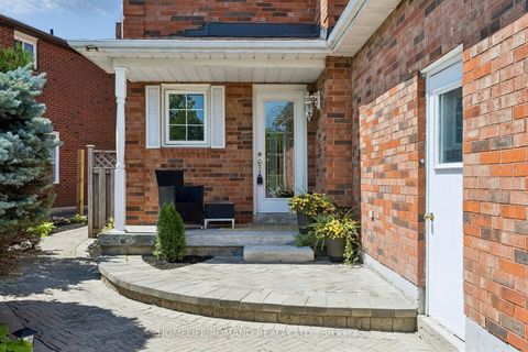 Photo 2 at 54 Links Road, Maple, Vaughan