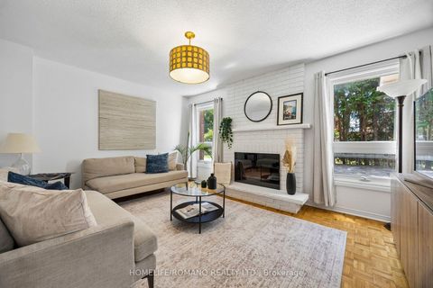 Photo 11 at 54 Links Road, Maple, Vaughan