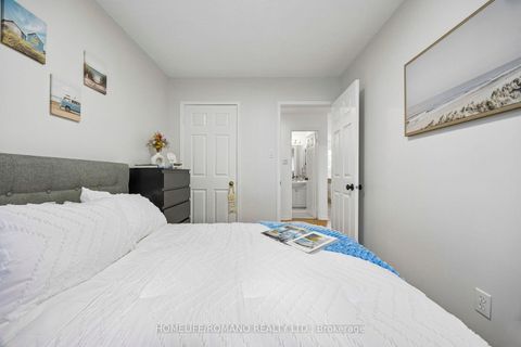 Photo 22 at 54 Links Road, Maple, Vaughan