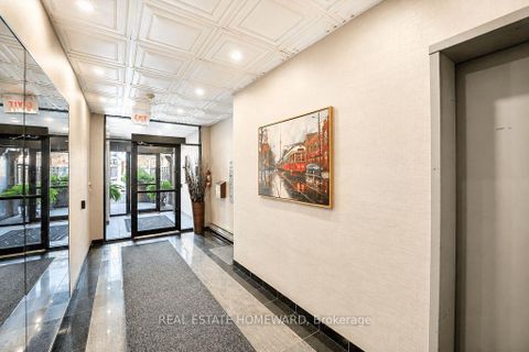 Photo 2 at 304 - 1941 Queen Street E, The Beaches, Toronto