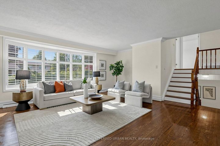 Photo 3 at 79 Heathview Avenue, Bayview Village, Toronto