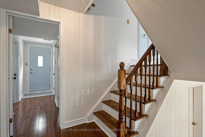 Photo 11 at 79 Heathview Avenue, Bayview Village, Toronto