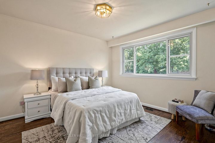 Photo 12 at 79 Heathview Avenue, Bayview Village, Toronto