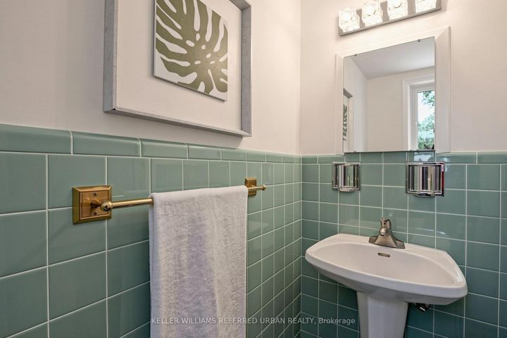 Photo 18 at 79 Heathview Avenue, Bayview Village, Toronto