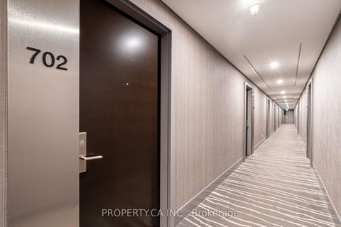 Photo 7 at 702 - 55 Stewart Street, Waterfront Communities C1, Toronto