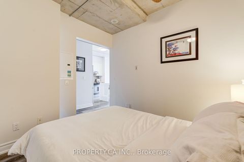 Photo 15 at 702 - 55 Stewart Street, Waterfront Communities C1, Toronto