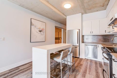 Photo 19 at 702 - 55 Stewart Street, Waterfront Communities C1, Toronto