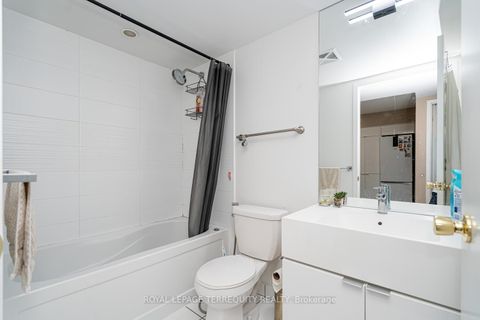 Photo 32 at 610 - 151 Dan Leckie Way, Waterfront Communities C1, Toronto