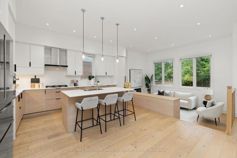 Photo 7 at 11 Barclay Road, Clanton Park, Toronto