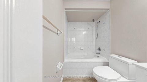 Photo 36 at 31 Laurendale Avenue, Keswick South, Georgina