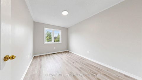 Photo 37 at 31 Laurendale Avenue, Keswick South, Georgina