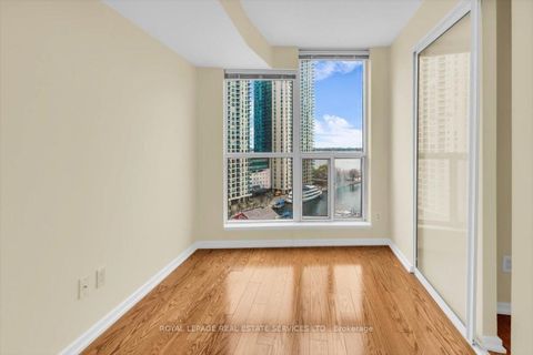 Photo 3 at 1104 - 208 Queens Quay W, Waterfront Communities C1, Toronto