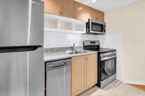 Photo 7 at 1104 - 208 Queens Quay W, Waterfront Communities C1, Toronto