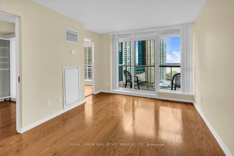 Photo 10 at 1104 - 208 Queens Quay W, Waterfront Communities C1, Toronto