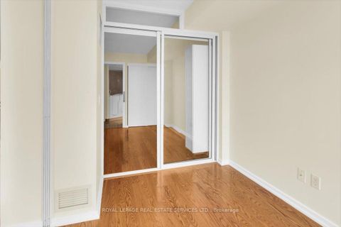 Photo 19 at 1104 - 208 Queens Quay W, Waterfront Communities C1, Toronto