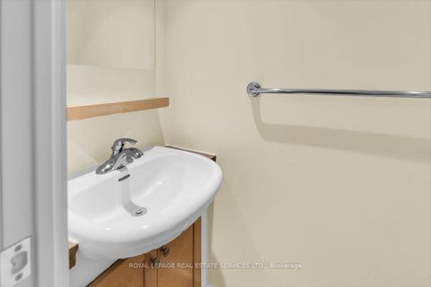 Photo 22 at 1104 - 208 Queens Quay W, Waterfront Communities C1, Toronto