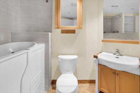 Photo 24 at 1104 - 208 Queens Quay W, Waterfront Communities C1, Toronto