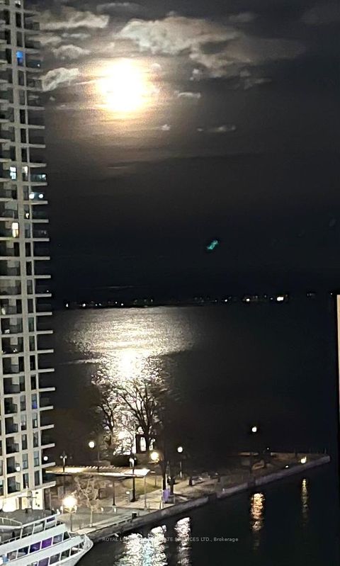 Photo 41 at 1104 - 208 Queens Quay W, Waterfront Communities C1, Toronto