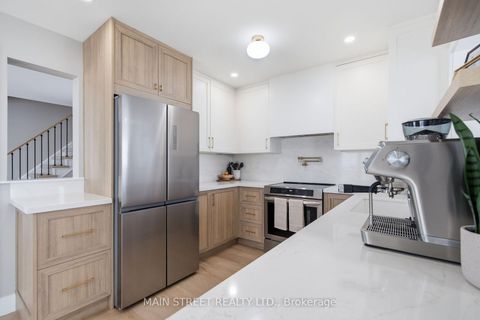 Photo 6 at 90 Four Seasons Crescent, Woodland Hill, Newmarket