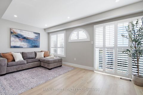 Photo 9 at 90 Four Seasons Crescent, Woodland Hill, Newmarket