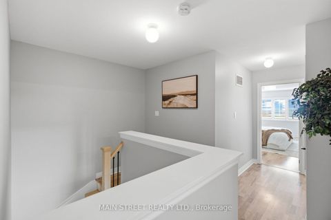 Photo 12 at 90 Four Seasons Crescent, Woodland Hill, Newmarket