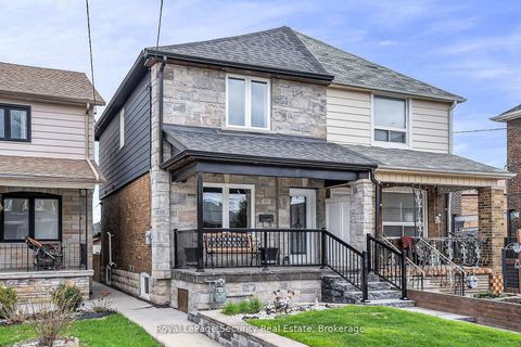 Photo 1 at 67 Northland Avenue, Smythe, Toronto